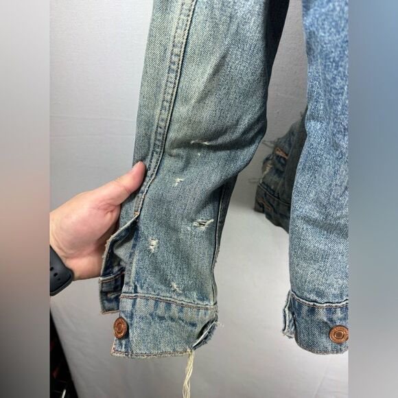 Lucky Brand Heavy Distressed The Tomboy Trucker Denim Jacket XS - Picture 11 of 12